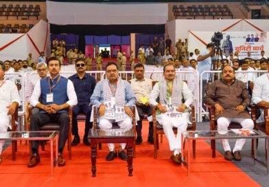 ‘मन की बात’ कार्यक्रम की 127वीं कड़ी -हमारे त्यौहार श्रद्धा, अपनापन और परंपरा के संगम -‘एक पेड़ माँ के नाम’ के अभियान को आगे बढ़ाएं – प्रधानमंत्री श्री नरेन्द्र मोदी -हरियालो राजस्थान में 11 करोड़ 61 लाख से अधिक वृक्षारोपण – मुख्यमंत्री श्री भजनलाल शर्मा