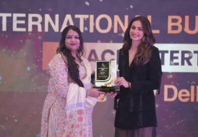 आईटी विशेषज्ञ अल्पा विजय को रकुल प्रीत ने किया सम्मानित