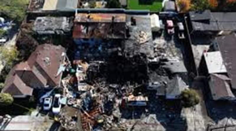 सैन फ्रांसिस्को में गैस विस्फोट, 6 लोग घायल, सड़क मरम्म्त के दौरान मशीन के हाई-प्रेशर गैस पाइपलाइन तोड़ने से हादसा