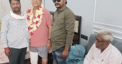 प्रदेशाध्यक्ष हरिनंद कहार से मिलने वालों का तांता लगा