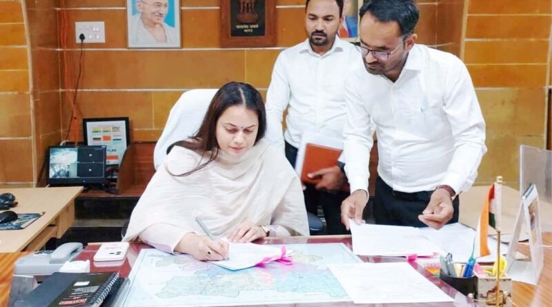टोंक की नई कलेक्टर टीना डाबी ने संभाला पदभार, जन समस्याओं के त्वरित समाधान पर रहेगा विशेष फोकस