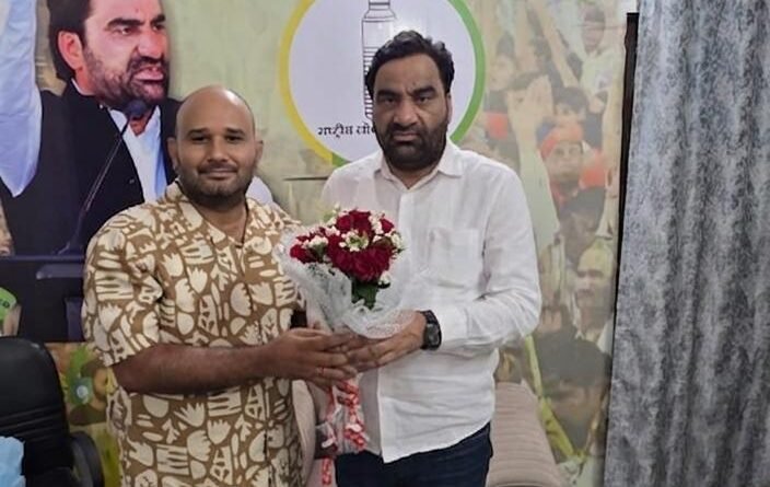 RLP प्रमुख हनुमान बेनीवाल से रामनिवास चौधरी ने की शिष्टाचार भेंट