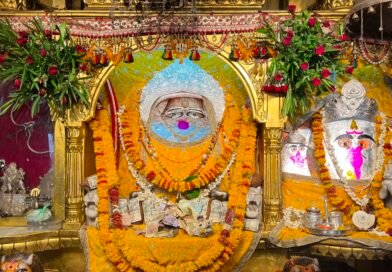 चौथ माता मंदिर में उमड़ा आस्था का सैलाब, फूल बंगला झांकी बनी आकर्षण का केंद्र