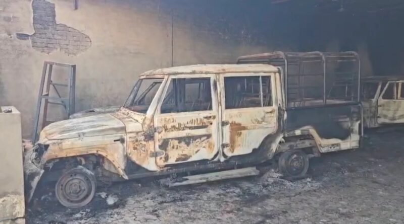 किन्नर के घर 51 तोला सोना और 10 लाख की चोरी, स्कॉर्पियो समेत तीन वाहनों में लगाई आग